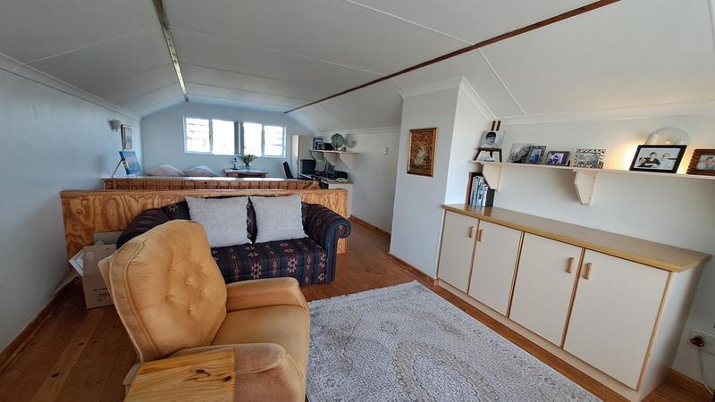 2 Bedroom Property for Sale in Stilbaai Wes Western Cape